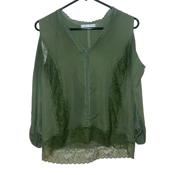 ALICE‎ + OLIVIA Farah Cold Shoulder Lace Trim Silk Top Sage Green Size Small - Picture 3 of 9